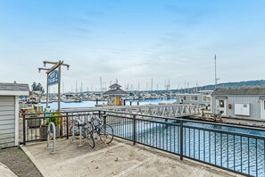 Pool - Downtown, Waterfront Condo with High-Speed WiFi, Bay Views, and Washer/Dryer! (Poulsbo)