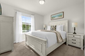 5 bedrooms, iron/ironing board, WiFi, bed sheets