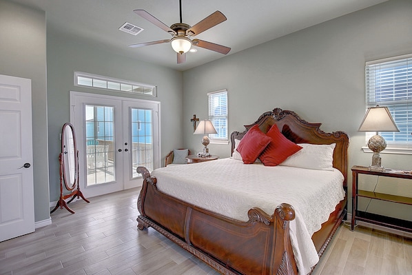 3 chambres, fer et planche à repasser, accès au Wi-Fi (inclus)