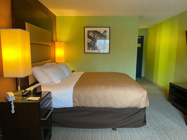 Standard Room, 1 King Bed, Non Smoking