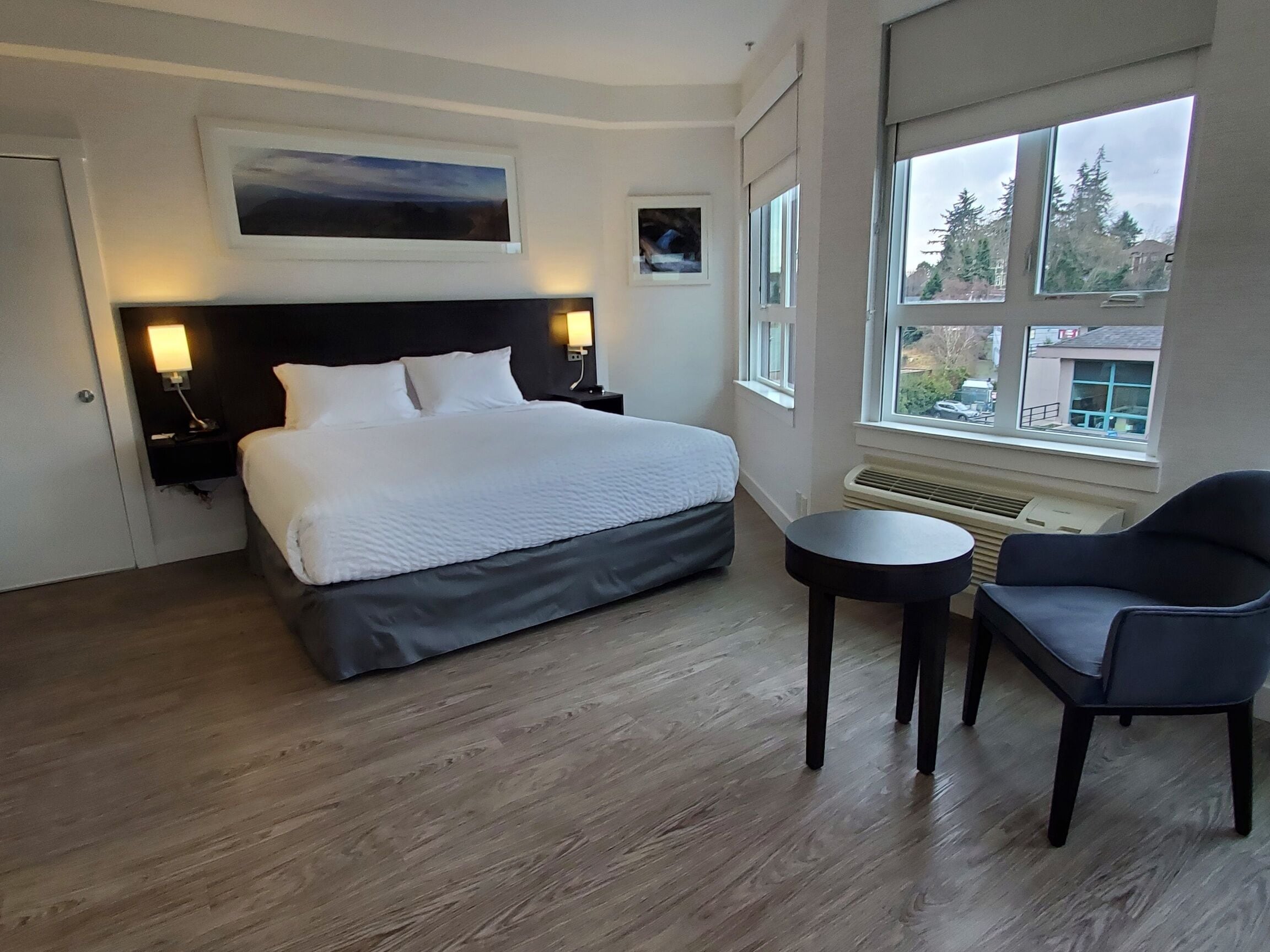 room, 1 king bed, non smoking (efficiency) | premium bedding, down duvets, pillow-top beds, individually decorated