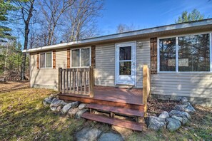 Property grounds - ORV, Snowmobiling & Hunting Cabin on Groomed Trail (South Branch)