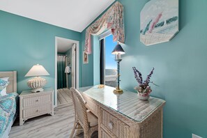 Dining - Island Winds West 580 | Walk to HangOut! | Heated Pool! | Beach Getaways (Gulf Shores)