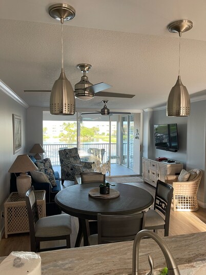 125.00 NIGHT! CONSTRUCTION SALE! NOW THRU SEPT! BEAUTIFUL JUPITER BAY 2BED 2BATH