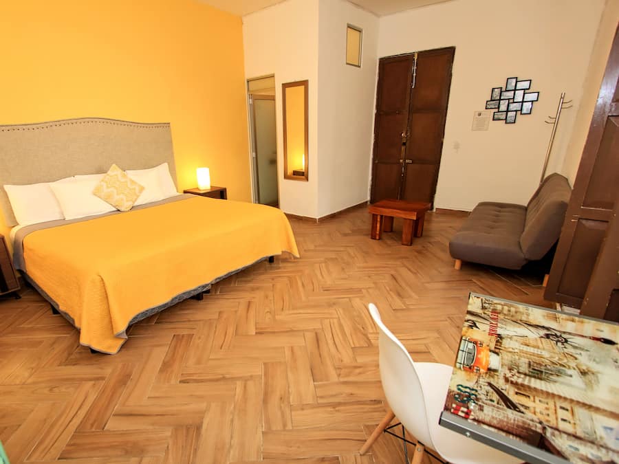 Premium Room | Iron/ironing board, free WiFi