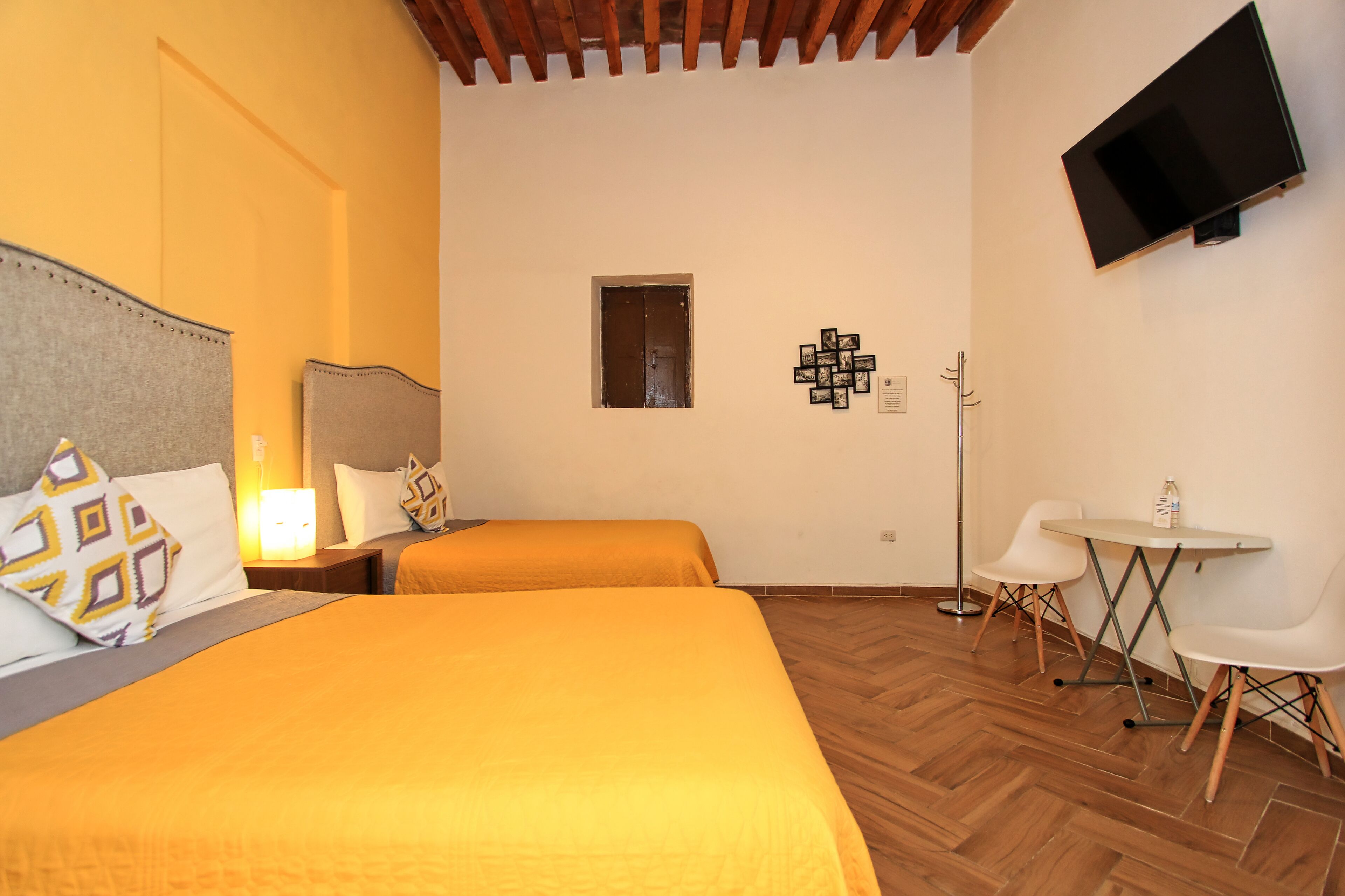 Photo - Hotel Universidad