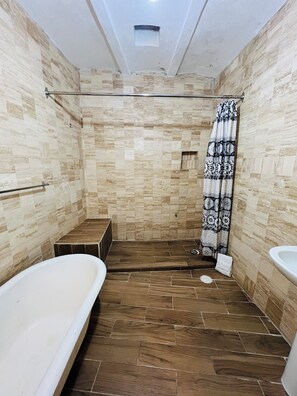 Bathroom - Casa Universidad (Guanajuato)