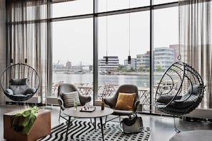 Valtamerinäköala, avoinna joka päivä