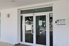 Exterior detail - R. MARINE II 434 Roses / Roses - INTERimmo (Rosas / Roses)