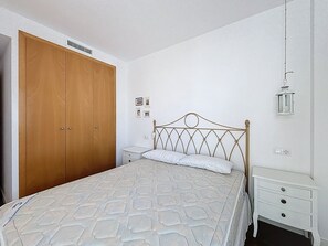 2 bedrooms, WiFi - R. MARINE II 434 Roses / Roses - INTERimmo (Rosas / Roses)