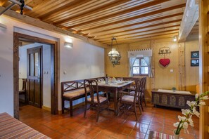 Dining - Chalet Kupljenik Near Bled Lake (Bled)