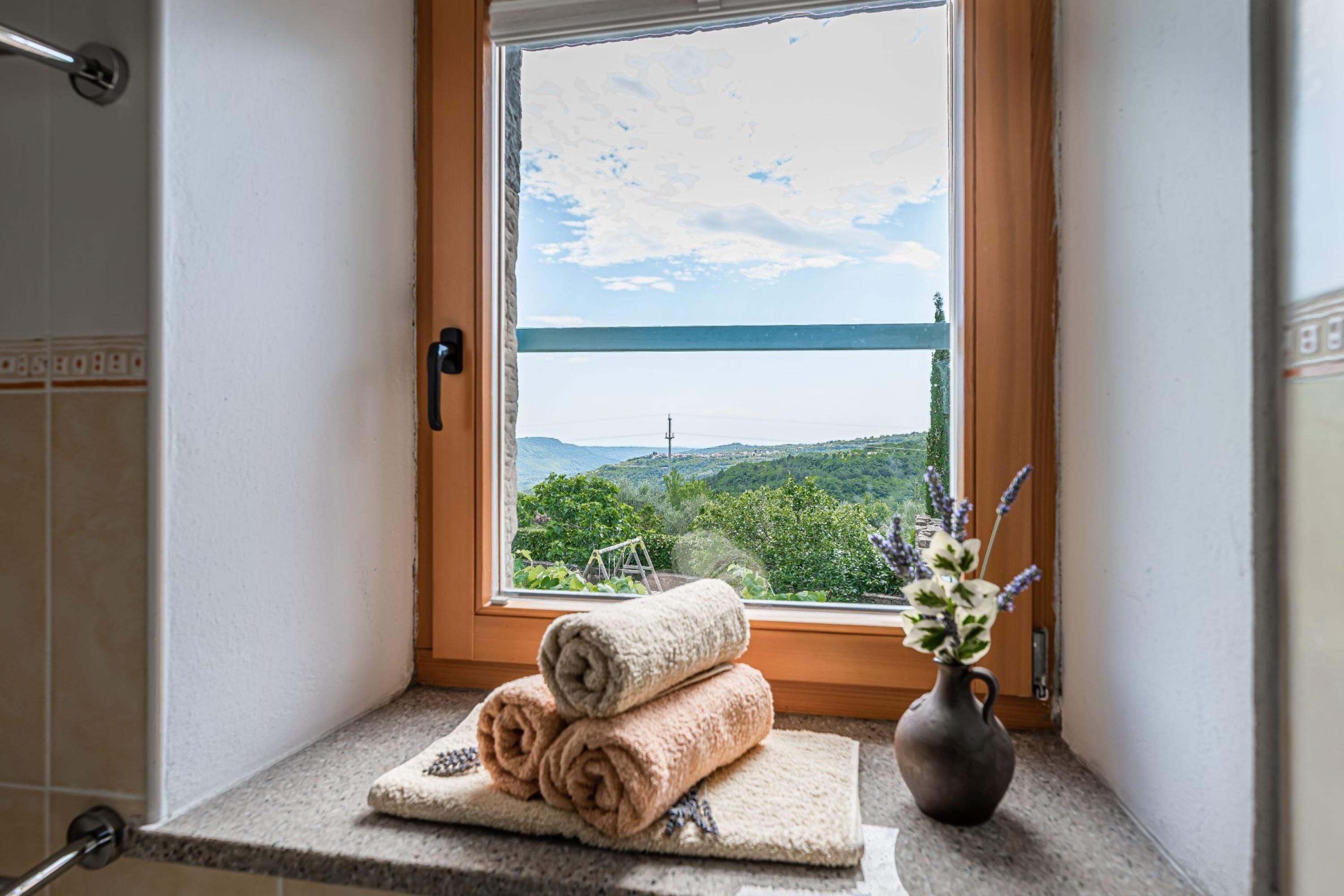 Family Villa, Multiple Bedrooms, Mountainside (Pool Villa Lavanda) | Interior