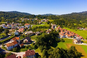 Aerial view - Sunny Weekend Sauna House (Brezovica)