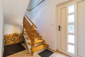 Family Chalet, Multiple Bedrooms, Mountainside (Sunny Weekend Sauna House) | Interior - Sunny Weekend Sauna House (Brezovica)
