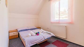 Familjestuga - flera sovrum - intill bergen (Sunny Weekend Sauna House) | 3 sovrum, gratis wi-fi och sängkläder