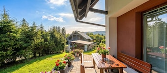 Sunny Weekend Sauna House