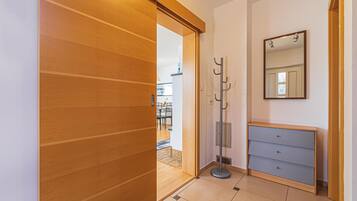 Familjestuga - flera sovrum - intill bergen (Sunny Weekend Sauna House) | Interiör