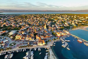 Marina - Pool Apartment Bakija (Pakostane)