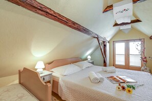 3 bedrooms, free WiFi, bed sheets - Homestead Bahor With Whirlpool (Crnomelj)