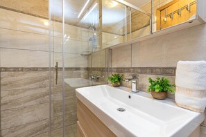 Family House, Multiple Bedrooms, Mountainside (Vineyard Cottage Bahor) | Bathroom | Shower, towels, soap, shampoo