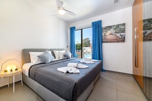 Villa | 3 camere, una cassaforte in camera, ferro/asse da stiro, Wi-Fi gratuito