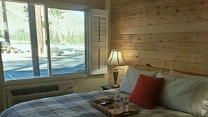 Deluxe Queen Bed | 客房景观