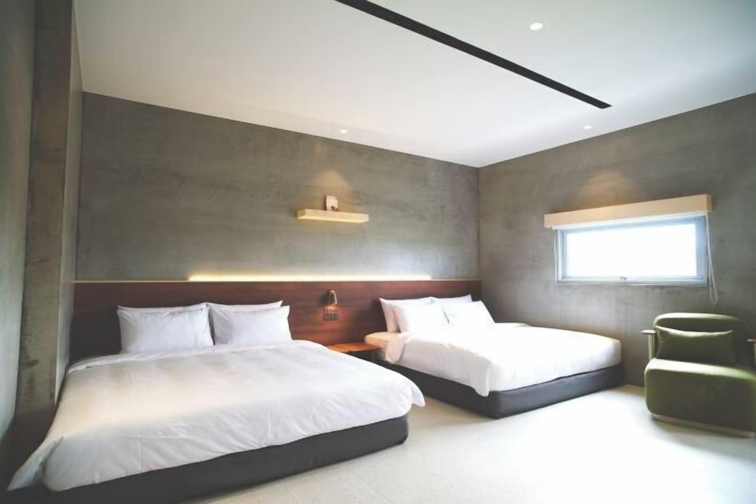 Premium bedding, down comforters, free WiFi, bed sheets