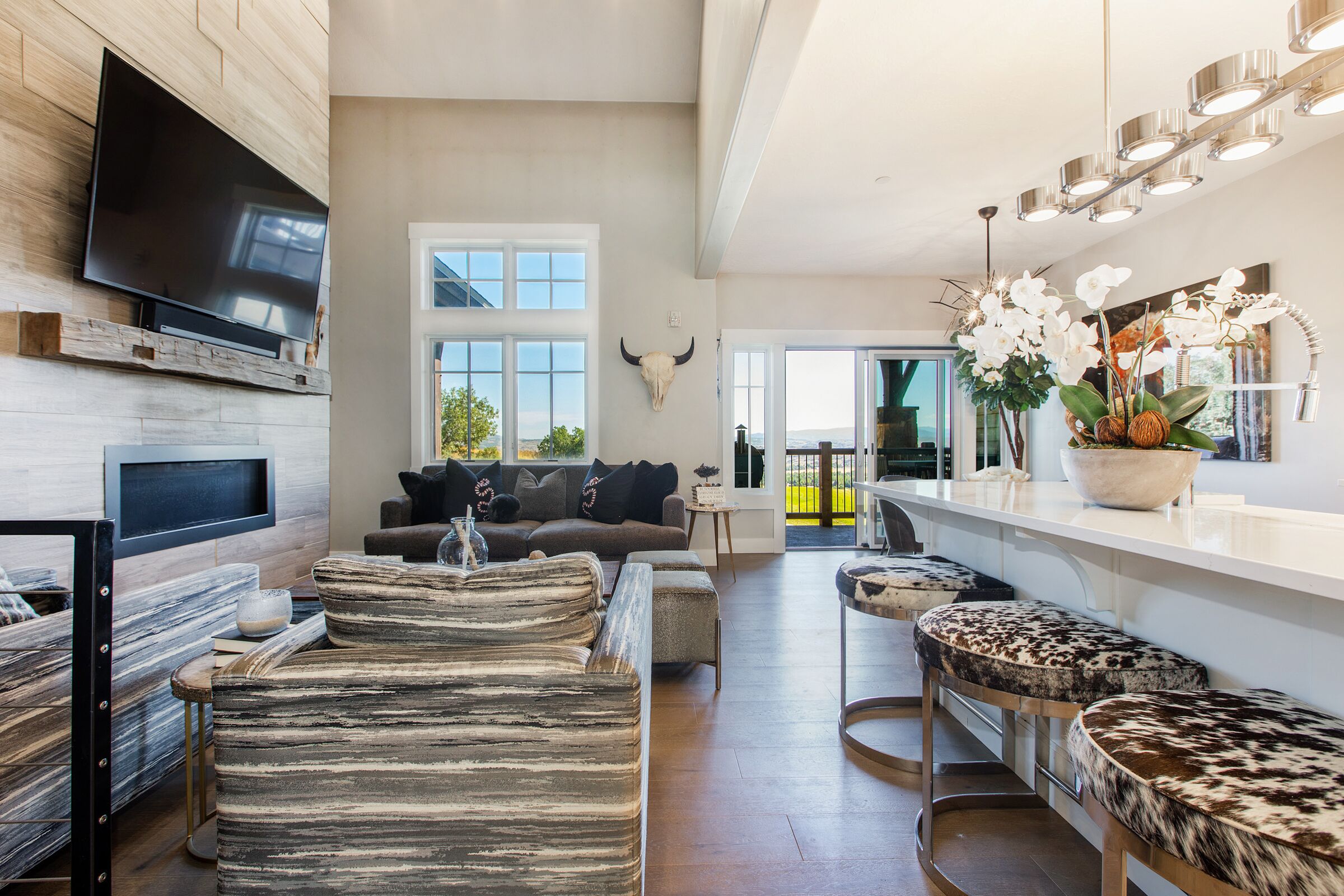 Ideal for Summer - Modern Luxury Townhome: Hot Tub, Golf, Skiing! Park City Fairway Springs 4233
