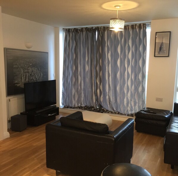 Apartment | Living room - 1 Bed Apt Near Canary Wharf London City Centre (London)