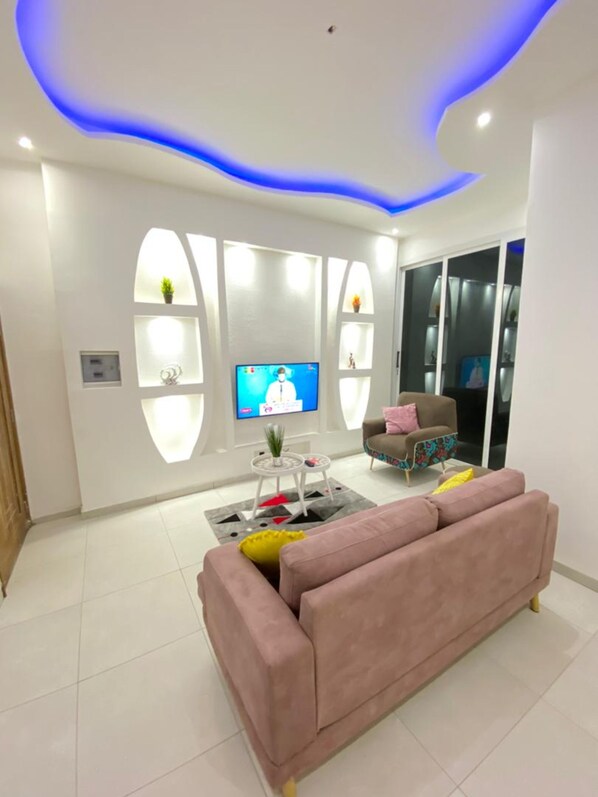 Luxury Apartment | 2 bedrooms, iron/ironing board, free WiFi, bed sheets - Les Maristes (Dakar)