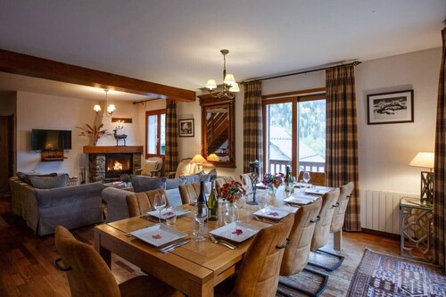 4 En-suites - Beautifully stylish, natural light
