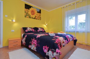 2 bedrooms, internet