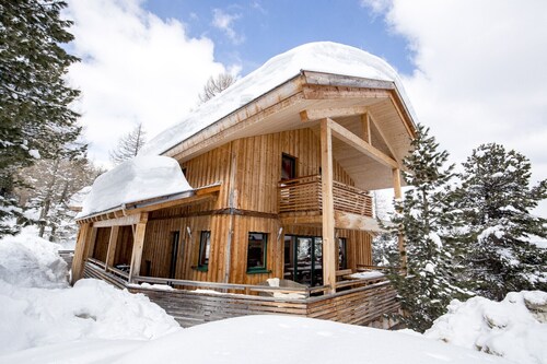 Chalet # 8 with IR-sauna and whirlpool bath