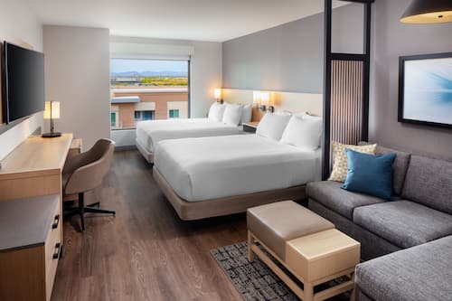 Ropa de cama hipoalergénica y escritorio