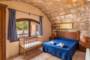 6 chambres, Wi-Fi gratuit, draps fournis