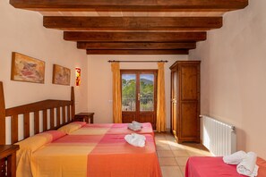 6 habitaciones, wifi gratis y ropa de cama