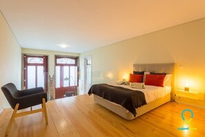 1 chambre, fer et planche à repasser, lit parapluie, Wi-Fi