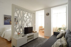 TV