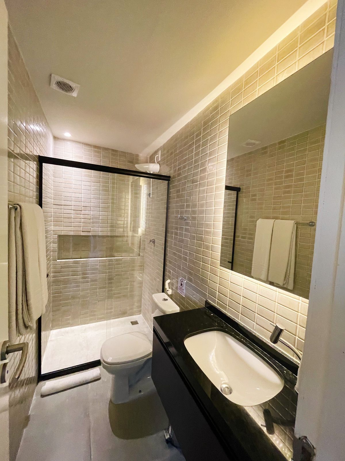 luxury room, beach view | bathroom | shower, towels