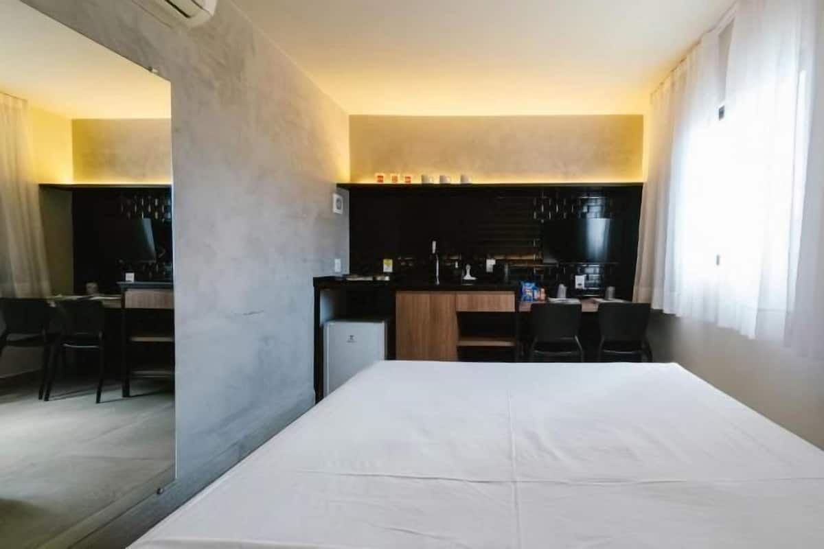 Wi-Fi de cortesia, roupa de cama