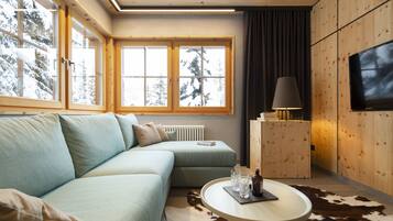 Chalet, 2 Bedrooms | Living area | 32-inch Smart TV with satellite channels, TV