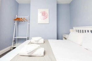 Lejlighed (2 Bedrooms) | 2 soveværelser, strygejern/strygebræt, sengetøj