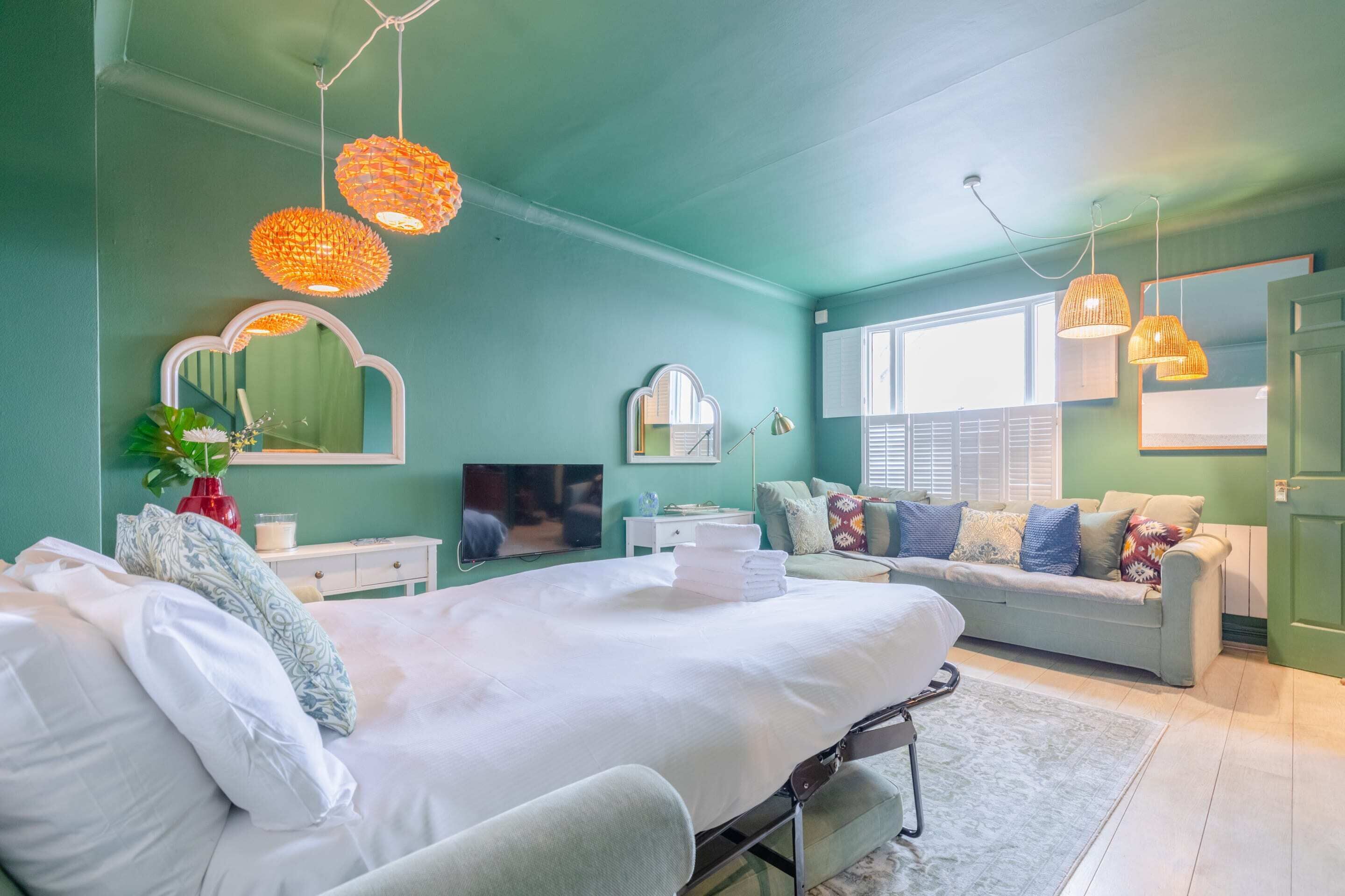 Apartamento (3 Bedrooms) | 3 dormitorios y espacio para trabajar con un portátil