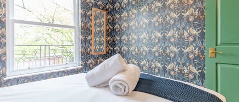 Apartment (3 Bedrooms) | 3 Schlafzimmer, laptopgeeigneter Arbeitsplatz, Bügeleisen/Bügelbrett