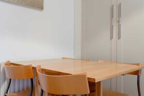 Apartment (1 Bedroom) | Private kitchen - Beautiful 1 Bedroom Apartment in Notting Hill (London)