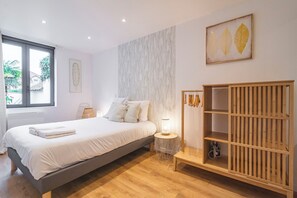 2 sovrum, strykjärn/strykbräda, gratis wi-fi och sängkläder