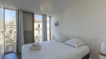 2 slaapkamers, een strijkplank/strijkijzer, gratis wifi, beddengoed