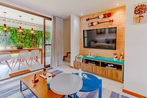 Apartamento | Sala de estar | TV 42 polegadas com canais a cabo