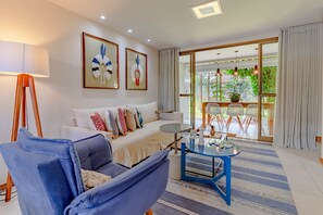 Apartamento | Sala de estar | TV 42 polegadas com canais a cabo