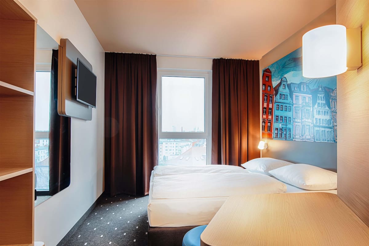 Doppelzimmer | 1 Schlafzimmer, Allergikerbettwaren, Schreibtisch, kostenloses WLAN